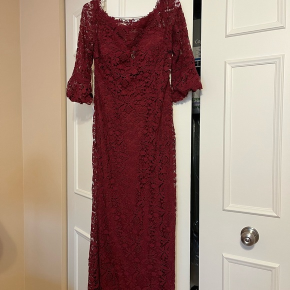 Lace Burgundy Maxi Gown with Sweetheart Neckline and 3/4 Bell Sleeves - Picture 1 of 8